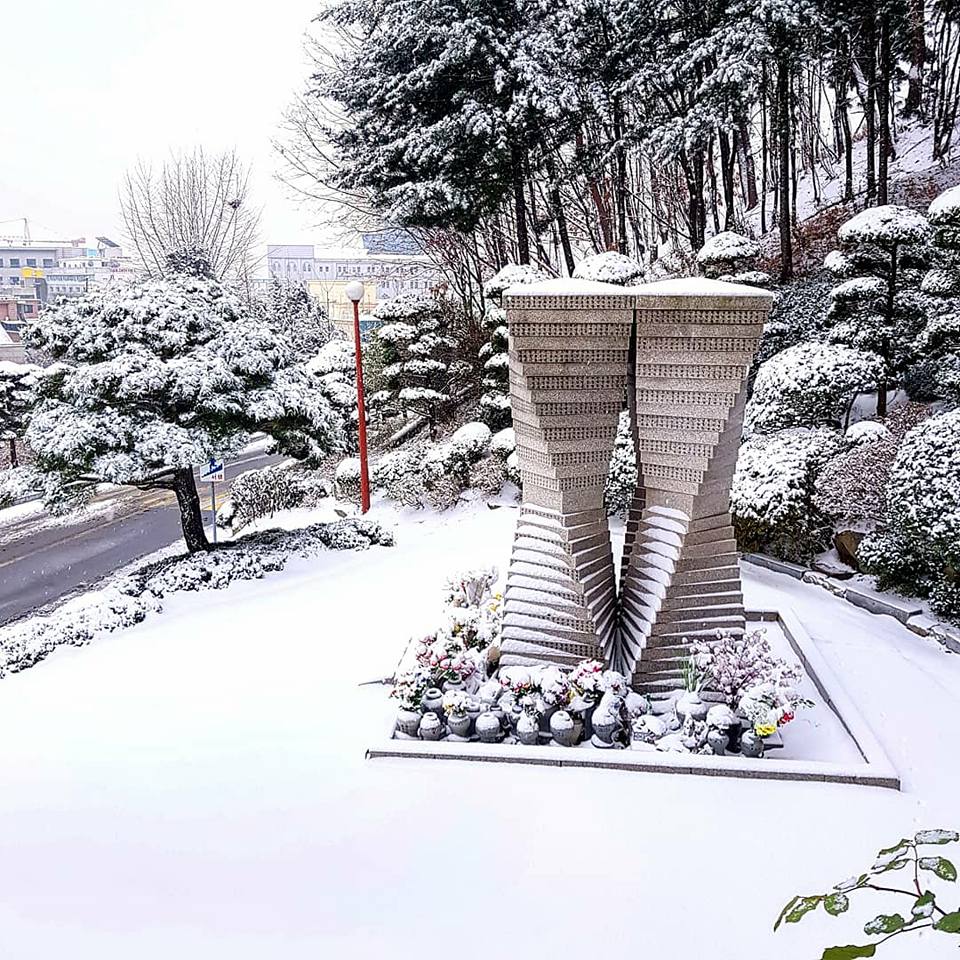 Memorial Site at Korea University Medical School (Body Donation, Photo Credit: Korea University 2017)